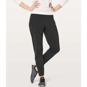 Lululemon Run Rulu Run Jogger Pant Black Size 4 Square Dot Zip Pocket Drawstring